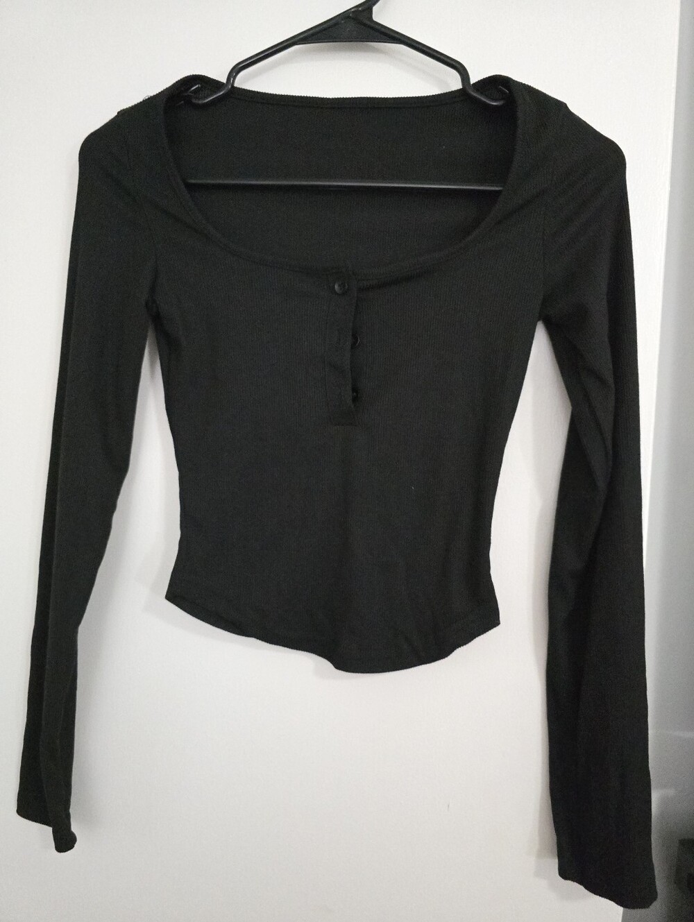 Black Long-Sleeve Top